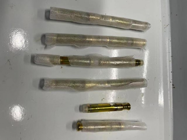 神“笔”马良？重庆海关查获一起伪装藏匿走私大麻油案件-1.jpg