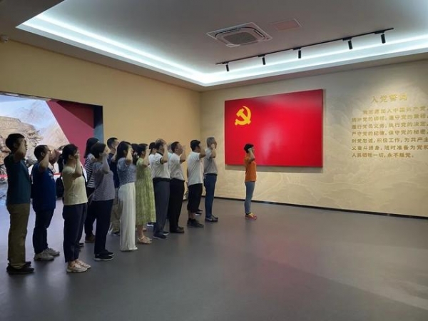 重温革命史，弘扬伟大建党精神 重走红军路，激发磅礴奋进力量-25.jpg