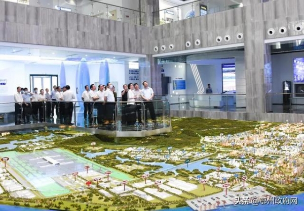 海关总署调研鄂州花湖机场项目-3.jpg
