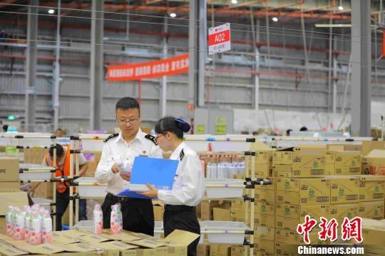 广东省加工贸易进出口占比降至36.4%-1.jpg
