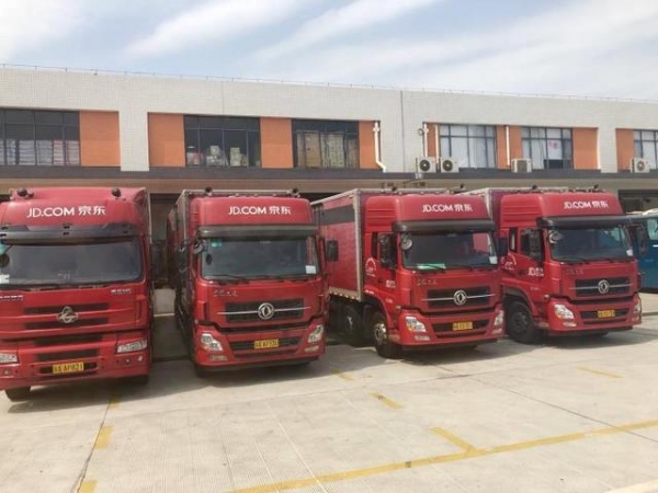 京东南沙保税仓对外开放 商家日均订单达4000单-3.jpg