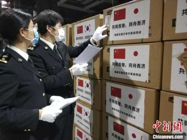 广州海关3月空港口岸验放出口防疫物资2700吨-1.jpg