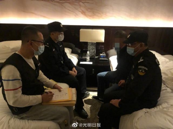 大连海关打掉一走私犯罪团伙 万台洋垃圾旧汽车发动机被查-1.jpg