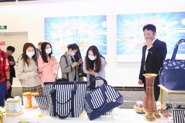 贵阳G7保税广场：万余种进口商品 刺激中高端消费-1.jpg