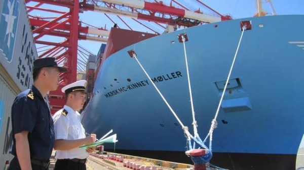 从一个筹备处到7个隶属海关 ——上海海关与浦东同频共振30年【而立浦东再出发】-2.jpg