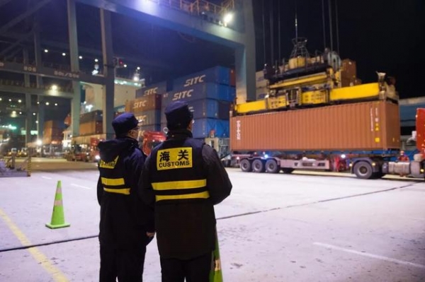 从一个筹备处到7个隶属海关 ——上海海关与浦东同频共振30年【而立浦东再出发】-8.jpg