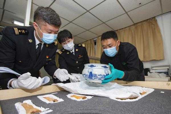 北京海关多措并举助68件流失文物顺畅通关回国-1.jpg