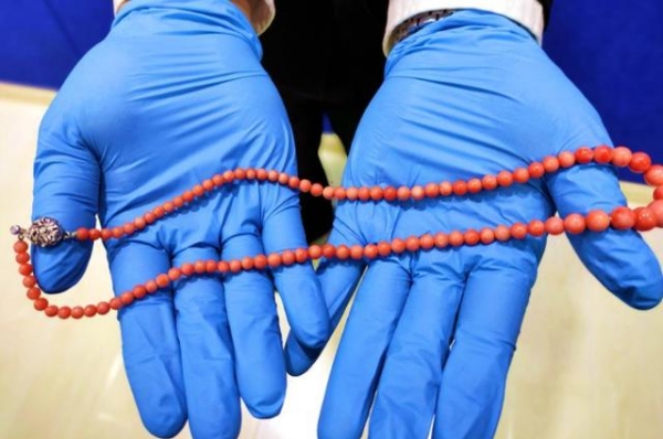 保护濒危野生动植物 大连邮局海关查获两宗违规寄递濒危动物制品——红珊瑚制品进境案-1.jpg