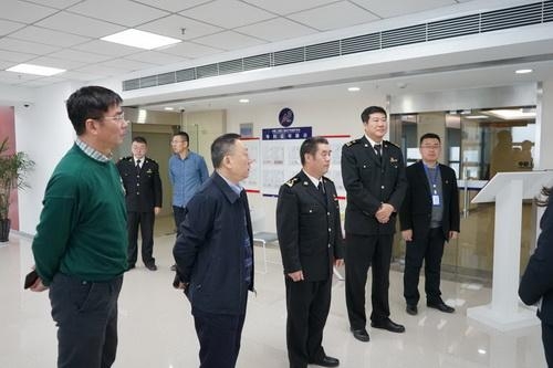 沈阳海关、大连海关有关部门领导到知识产权保护中心调研-1.jpg