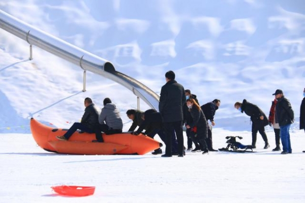 兰州新区全民冰雪旅游季拉开序幕！玩雪的走起，位置在这儿→-9.jpg