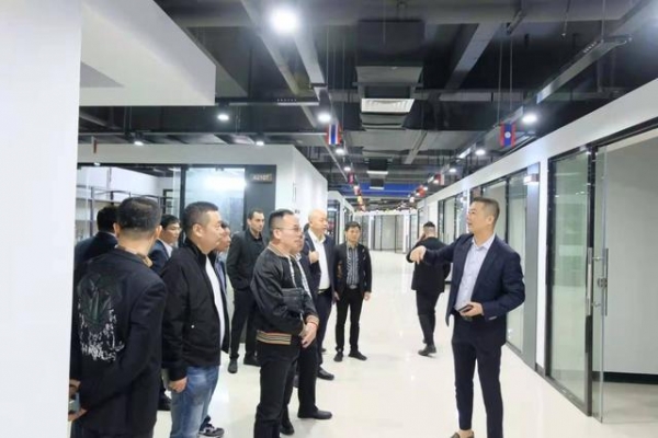 石狮市国际商会 石狮市进出口商会会址揭牌-4.jpg