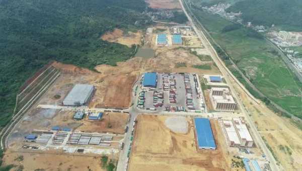 凭祥：加快畅通“物流网”项目建设 促进外贸产业转型升级-3.jpg