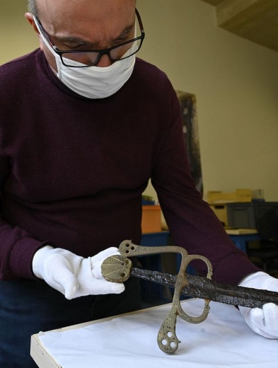 法国海关查获一起文物走私案 共计上两万件考古文物-4.jpg