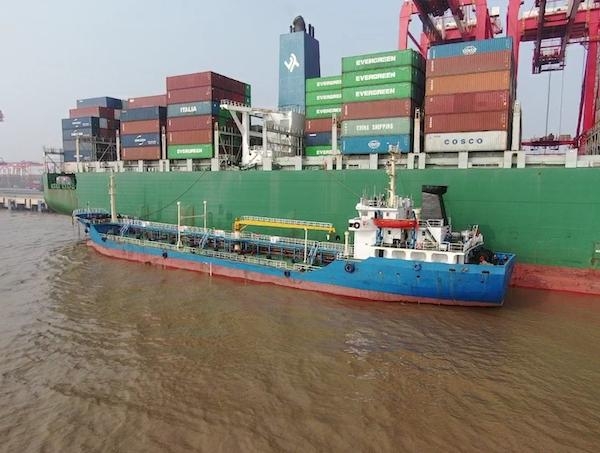 保税船用燃料油跨港高效直供 提升长三角港口一体化服务水平-1.jpg