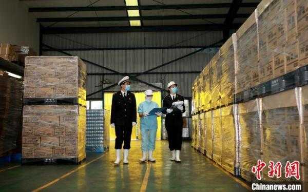 前11个月广东外贸额6.36万亿元 加工贸易结束负增长-1.jpg