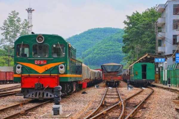 云南：今年中越国际铁路进出口货物超55万吨-3.jpg