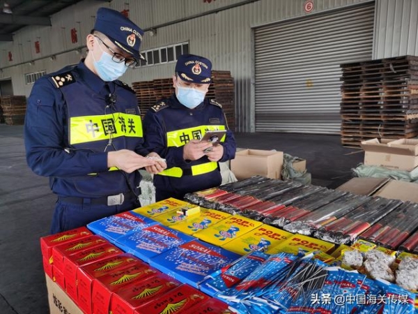 宁波海关连查10起非法出口案：烟花爆竹必须在特定口岸进出口通关-1.jpg