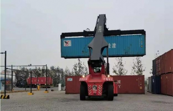 深化监管领域改革 烟台海关助力中欧班列逆势上扬-4.jpg