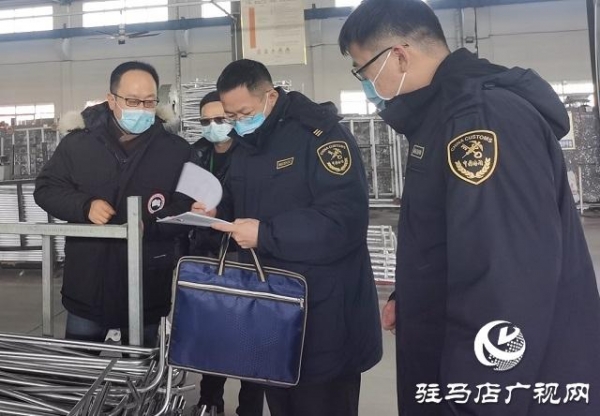驻马店海关：首办加工贸易手册 助力企业纾难解困-2.jpg