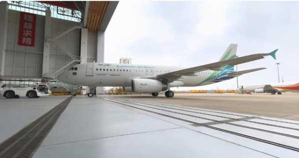 海南自贸港首架进境保税维修飞机顺利离境-2.jpg