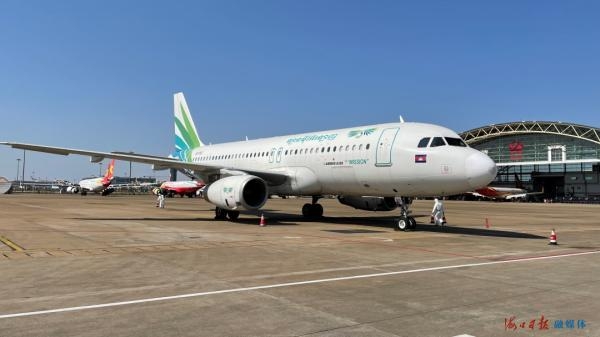海南自贸港首架进境保税维修飞机顺利离境-1.jpg