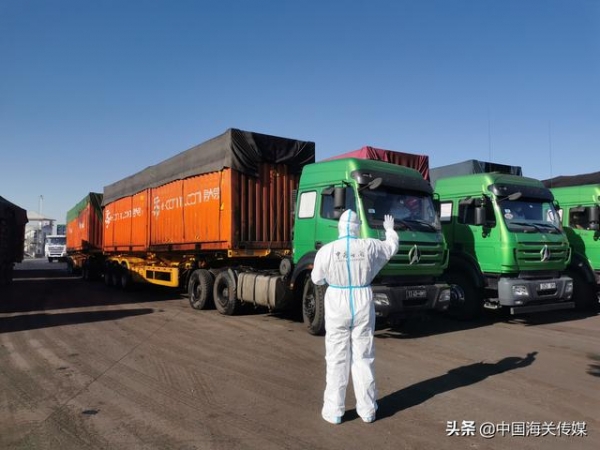外籍货运司机入境，须持我方出具的核酸检测阴性报告-2.jpg