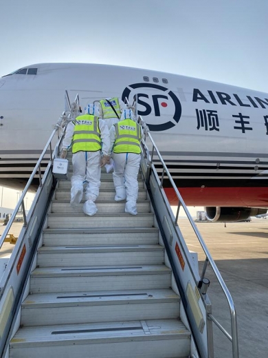 「我在疫情防控一线」守好武汉海关这道门-2.jpg