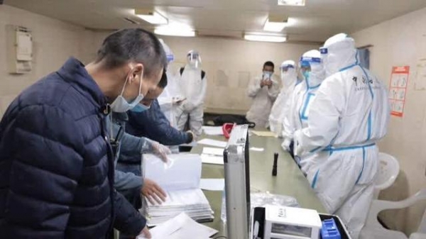 新春走基层丨扬州海关：春节坚守岗位 守卫国门安全-2.jpg