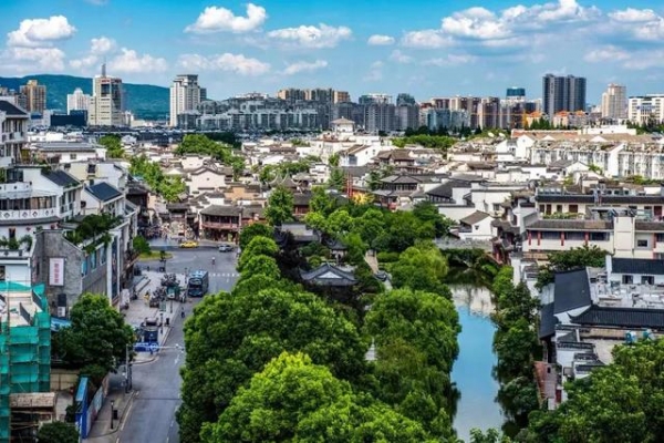 江苏贸易高质量发展观察⑥2020年外贸进出口表现主要得益于？-1.jpg