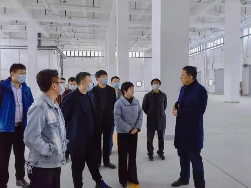 鄄城县商务局带队到菏泽内陆港保税物流中心参观考察-1.jpg