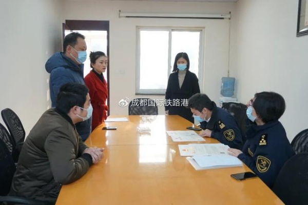 青白江海关｜海关核查，认真找查不找“茬”！-10.jpg