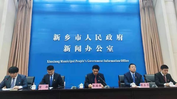 晒亮点 说打算｜经开区：绿纤专业园主营收入超百亿 进出口总额全市第一-1.jpg