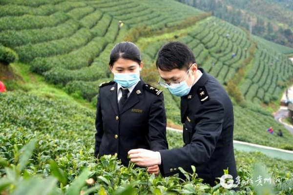 凯里海关赴黎平县开展“学习党史坚守初心 追寻足迹砥砺前行”主题活动-3.jpg