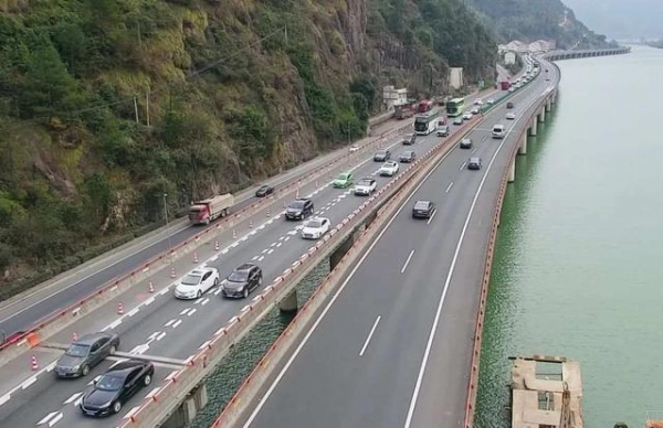 432.01万辆！丽水春运高速进出口车流量大数据来了-1.jpg