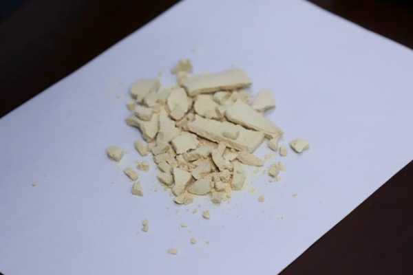 高酬“收发”国际邮包有风险 石家庄海关破获重大走私海洛因毒品案-3.jpg