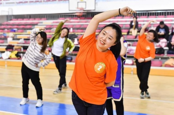 保税区机关工会举办女职工趣味运动会-2.jpg