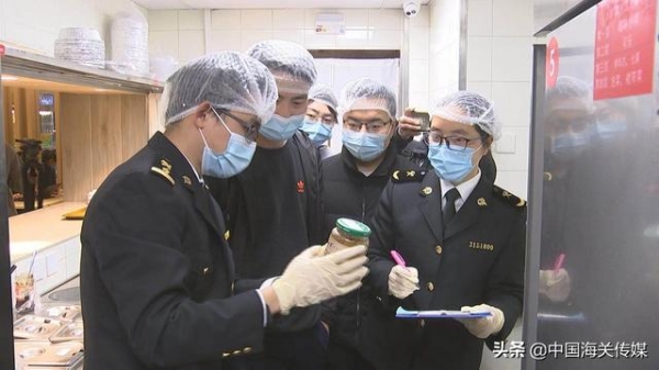 “3?15”面对面｜机场餐饮后厨卫生是怎么检查的？-1.jpg