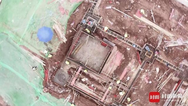 重庆果园保税物流中心（B型）二期进入主体施工阶段 预计国庆前完工-1.jpg