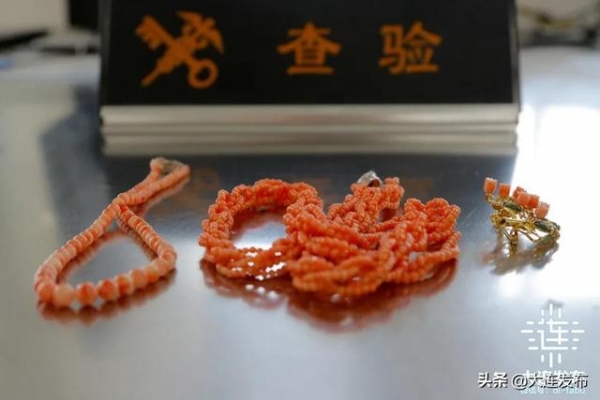 不到100克，被海关查获！-3.jpg