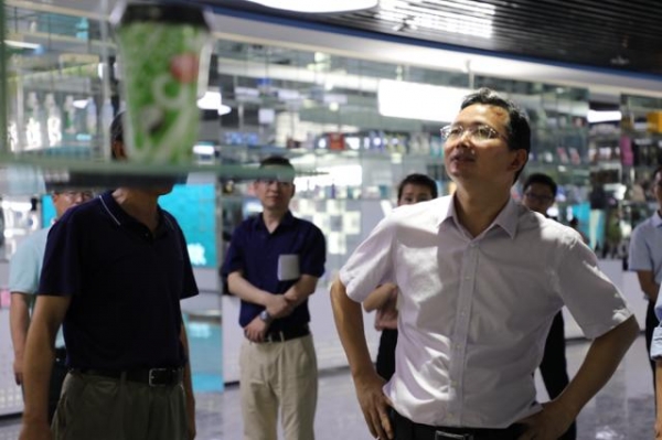 周军平到保税港区调研 为新型离岸国际贸易先行示范区挂牌做准备-6.jpg