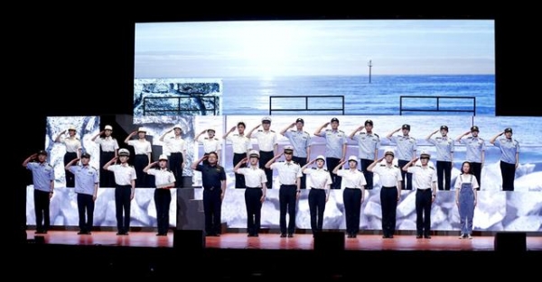 “关魂驻于心，使命永相承”，上海海关学院原创话剧“怒海雄关”讲述缉私英雄的故事-6.jpg