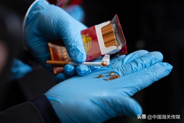 偷运走私香烟12万条，案值4000余万元-2.jpg