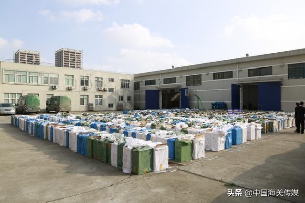 偷运走私香烟12万条，案值4000余万元-3.jpg
