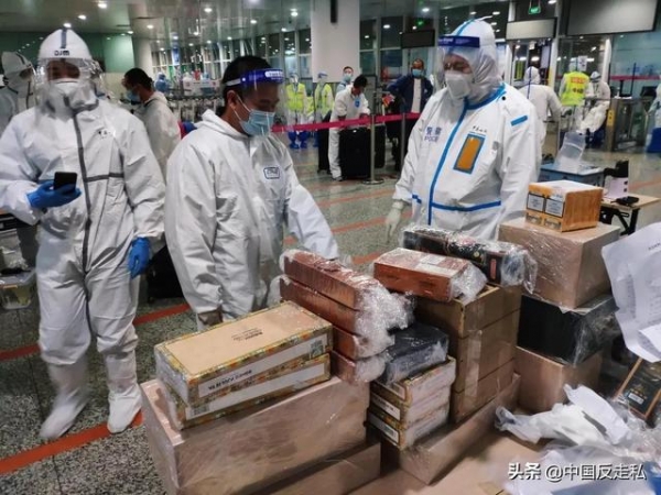 【国门利剑2021】101起走私雪茄案！深圳海关全力狙击空中“水客”、快递空投！-7.jpg