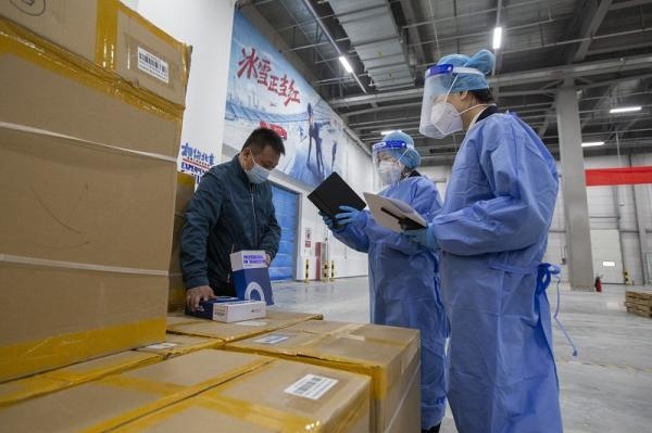 北京海关保障首批暂时进境冬奥物资通关-1.jpg