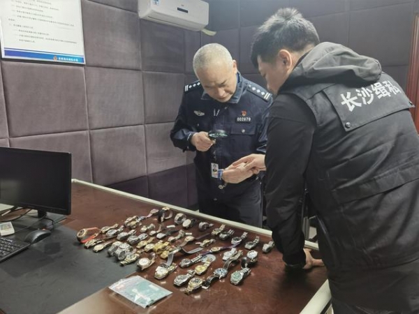 长沙海关打掉“水客”走私团伙5个 案值860万元-1.jpg
