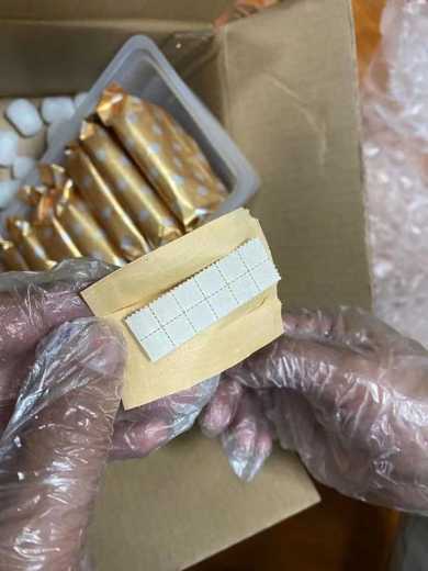 小小“邮票”竟是新型毒品？成都海关连查两起国际邮包运毒案-1.jpg