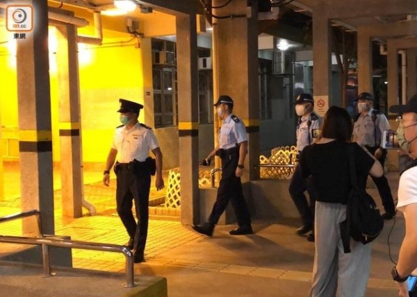 又想在香港闹事？港媒：香港海关查出军用防毒面具等“进口战略物资”-3.jpg