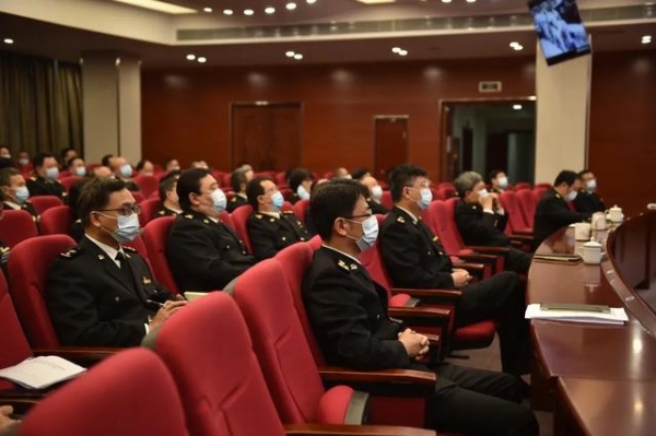 成都海关召开党史学习教育集中研讨暨关党委理论学习中心组（扩大）学习会-3.jpg