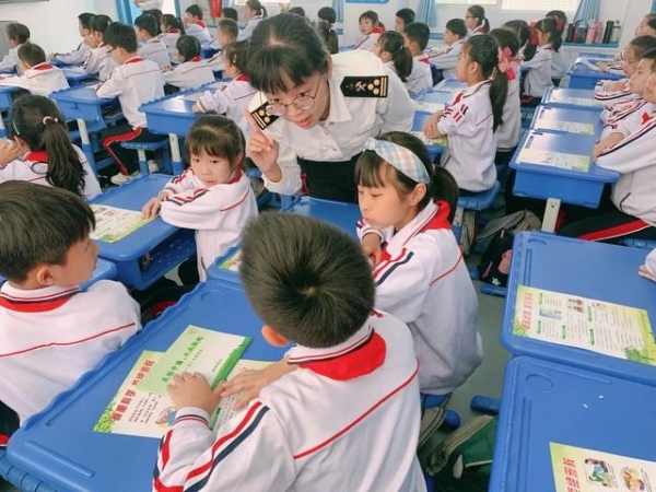 国门生物安全一起守护-21.jpg